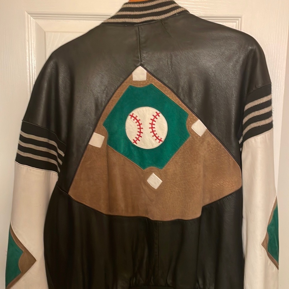 Rare 1991 Wheremi Michael Hoban Leather Jacket with Polar Bear print Size M